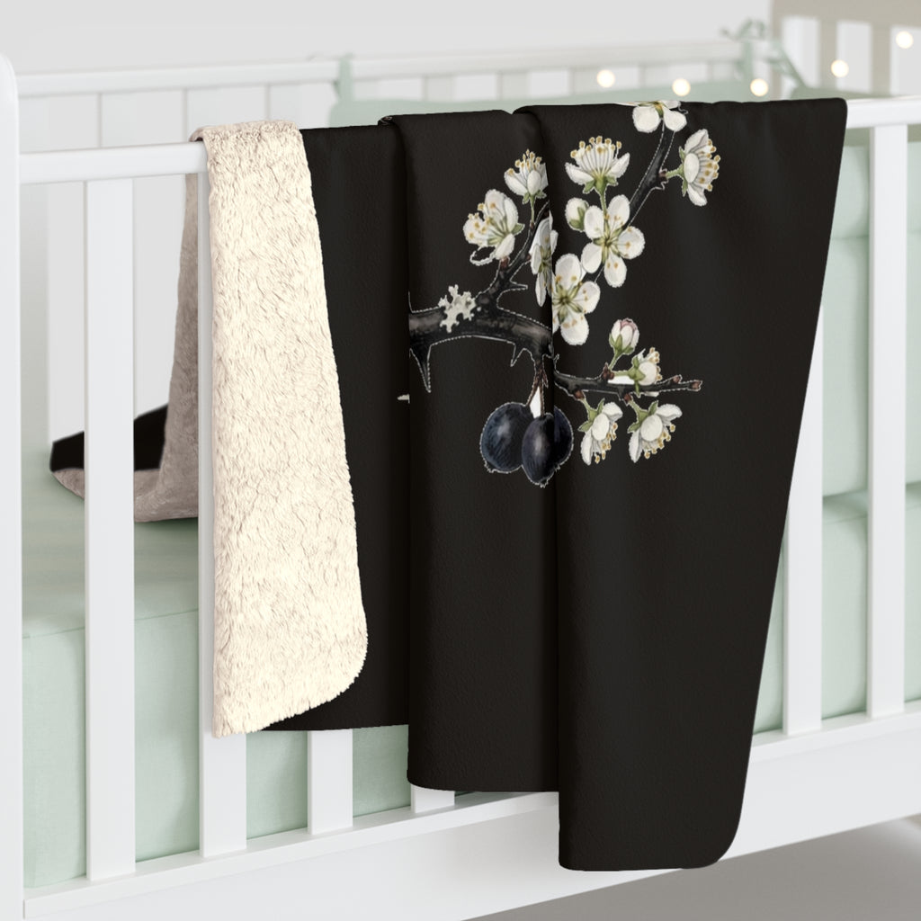 Apothecary of Thorns Sherpa Blanket - Blackthorn - product photo 6