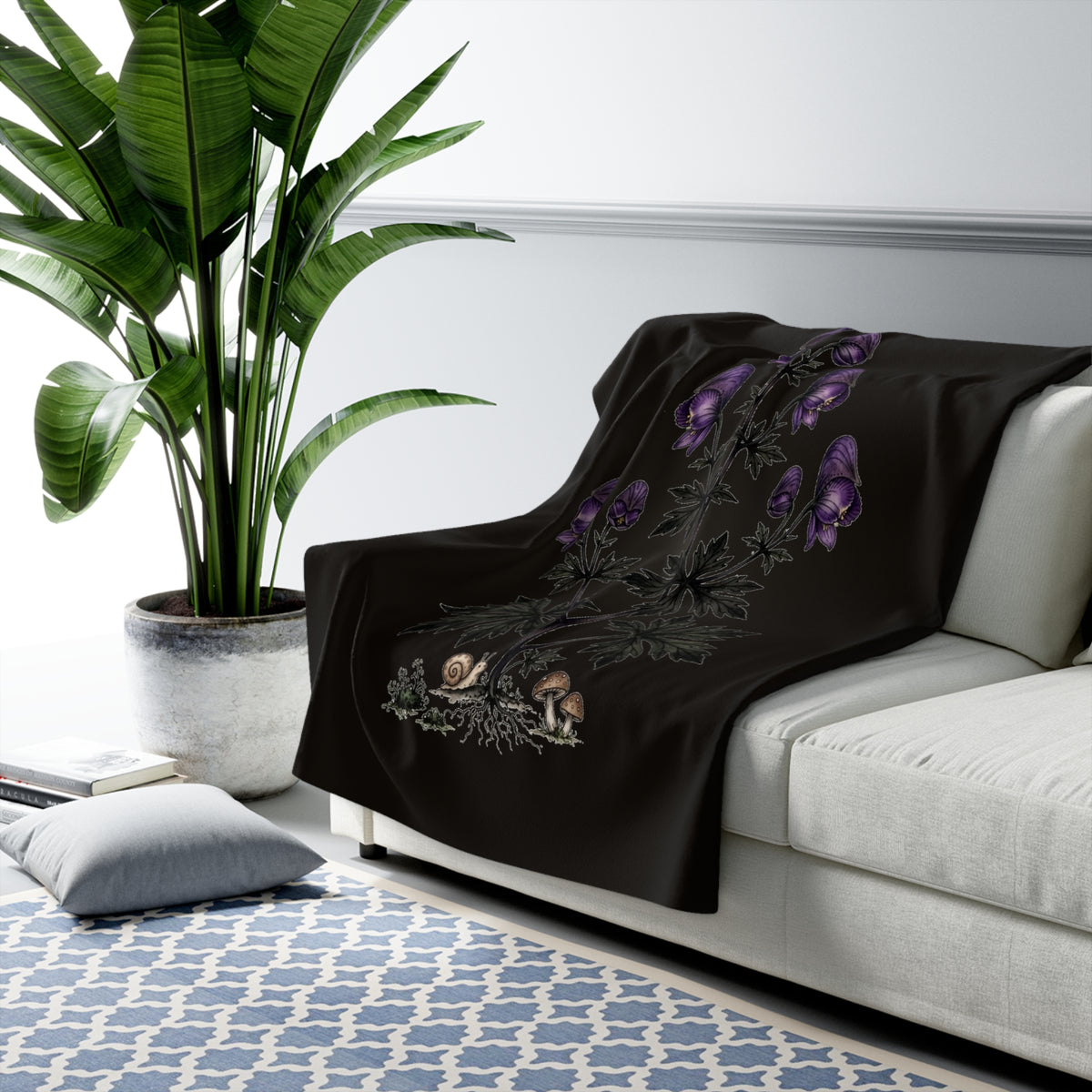 Apothecary of Thorns Sherpa Blanket - Wolfsbane - product photo 5